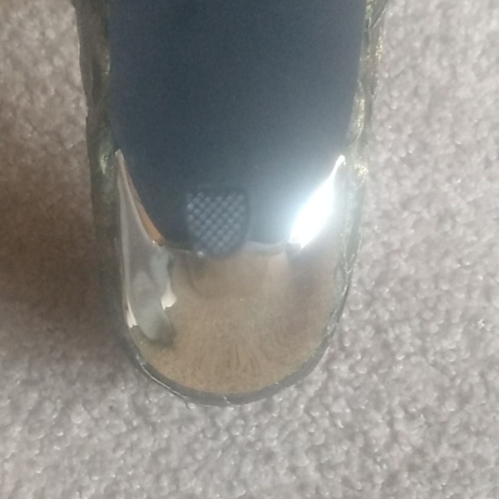 Beautiful Designer Shoes - Picture 8 of 9